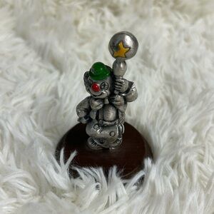 George Brown Base with Green Pads